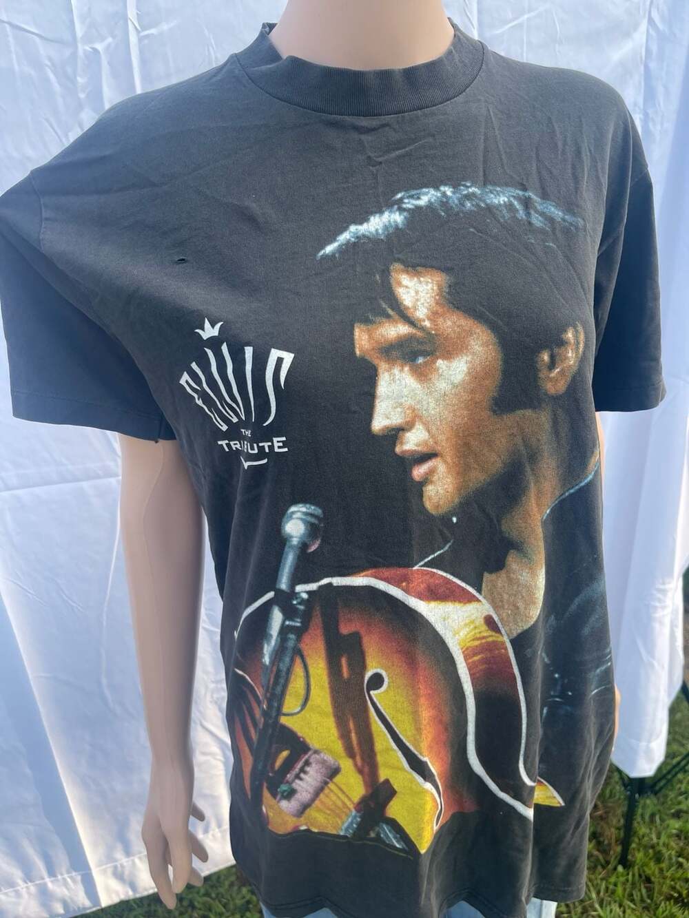 Vintage 1994 Elvis Presley The Tribute Harrah's Casinos Memphis Concert T-Shirt.